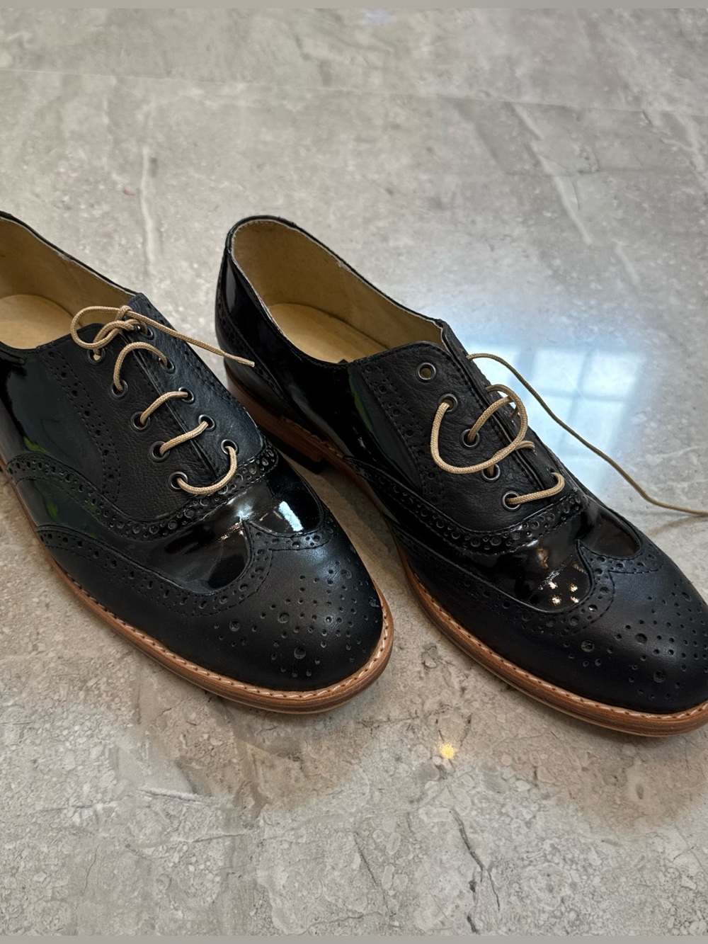 Women's Black Wingtip Oxford Shoes - Classic Lace-Up Style